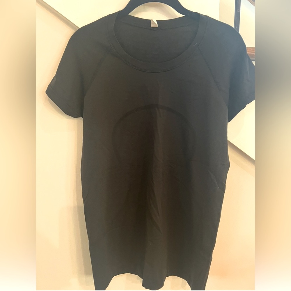 Lululemon Swiftly Tech Short Sleeve Shirt